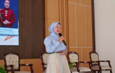 anggota Komisi IX DPR, Sri Meliyana